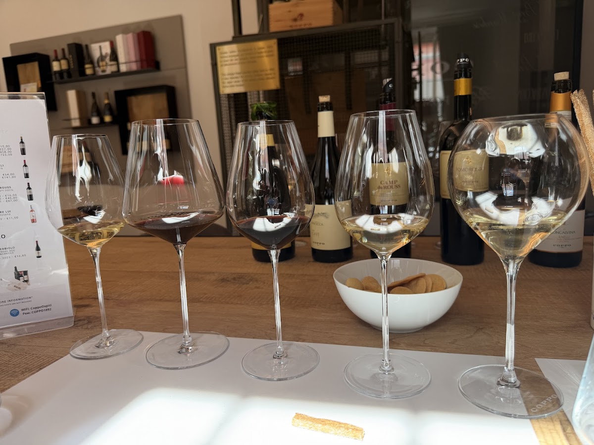 Cantine Coppo — Punto di interesse a Canelli, Asti