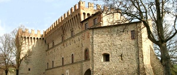Castello dei conti Oliva — Punto di interesse , Bologna