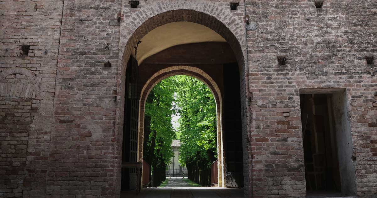 castello di San Pietro in Cerro — Punto di interesse , Milano