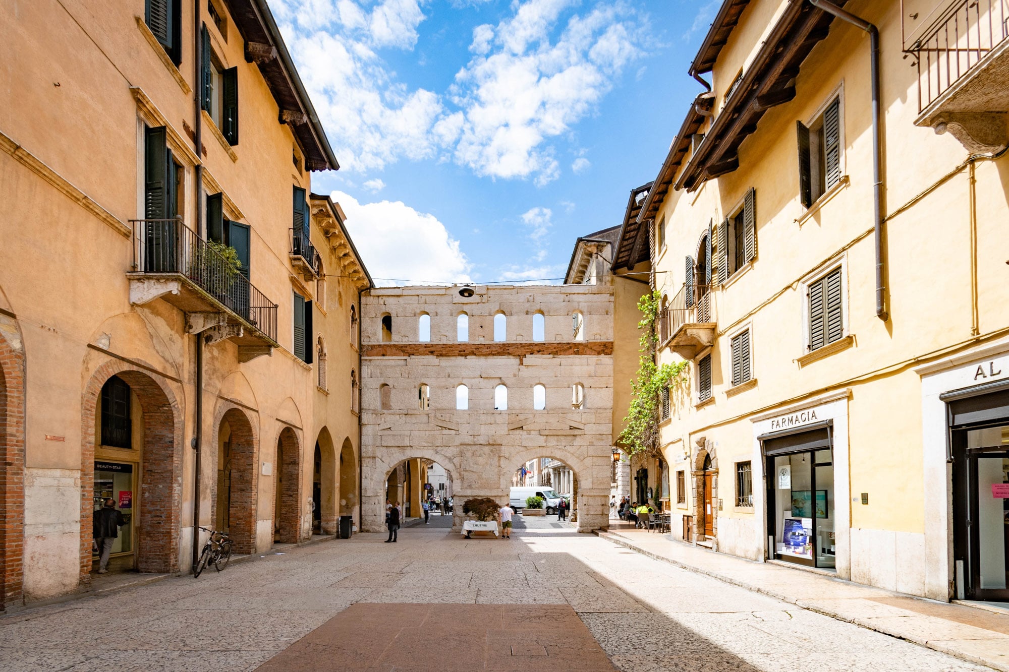Porta Borsari