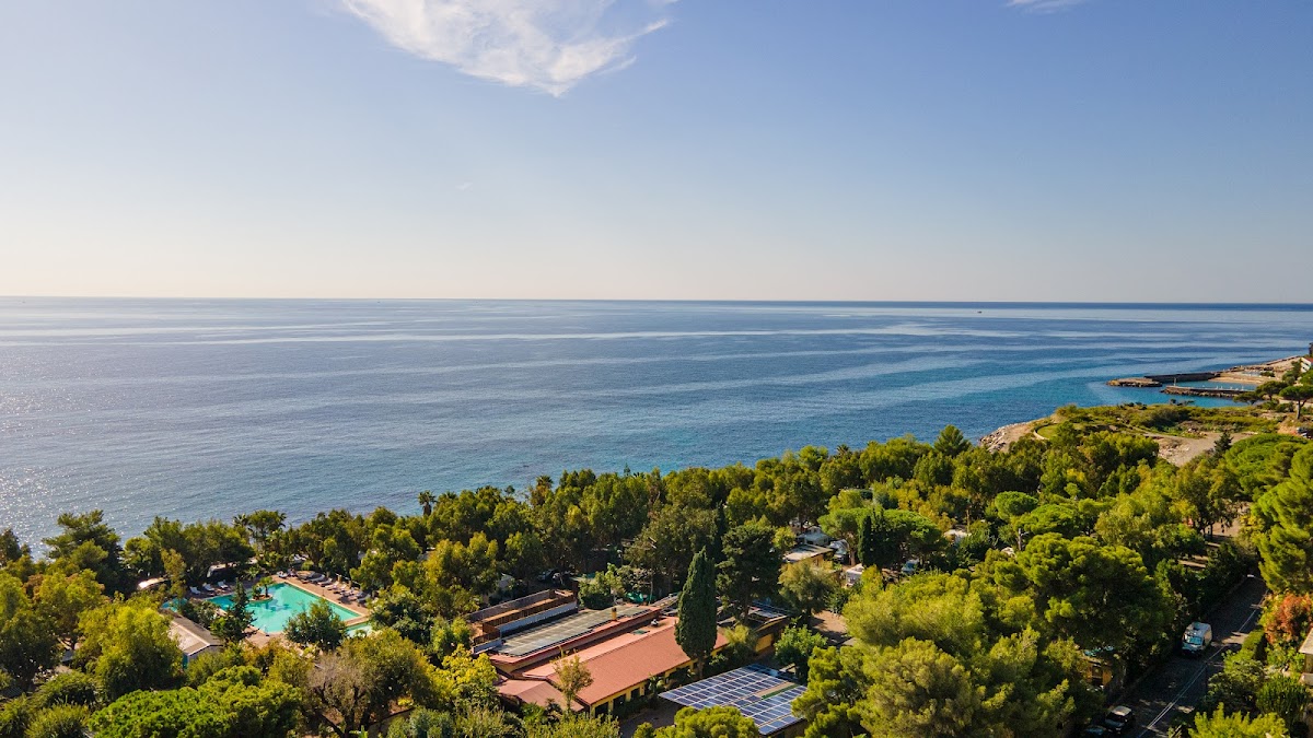 Albergo Bobby Executive — Alloggio a Sanremo, Imperia