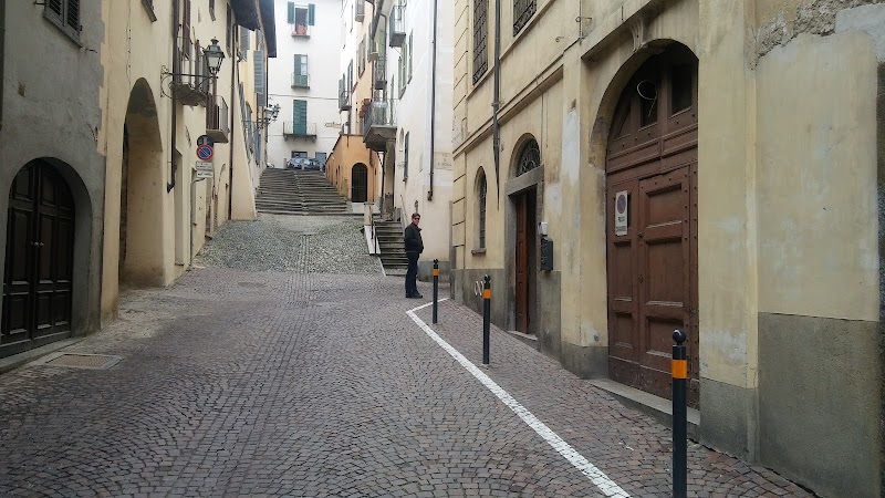 B&B Domus Aurea — Alloggio a Saluzzo, Cuneo