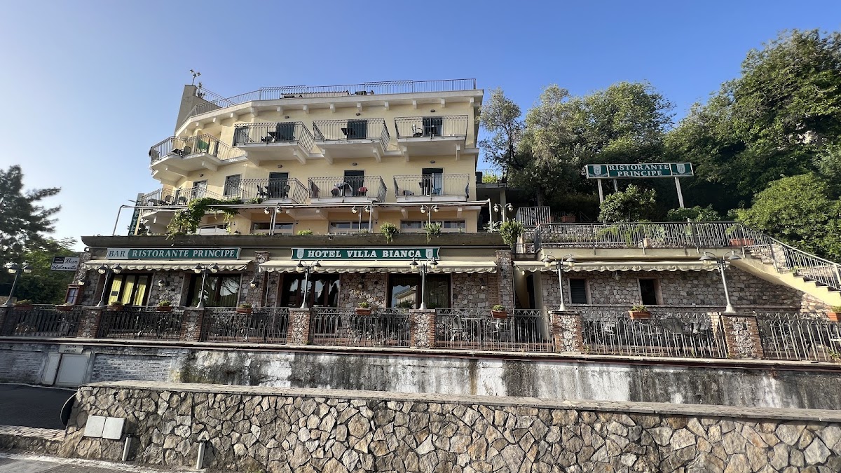 Villa Bianca Resort — Alloggio a Taormina, Messina