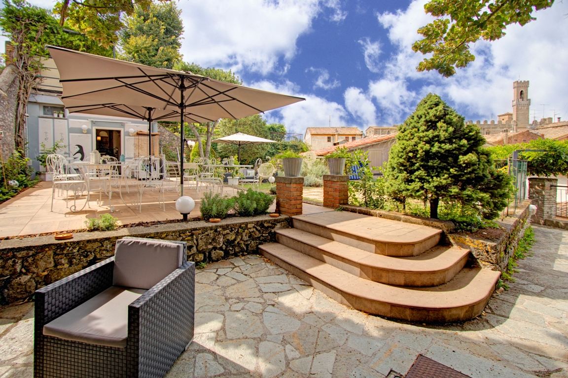 Albergo Etruria — Alloggio a Volterra, Pisa