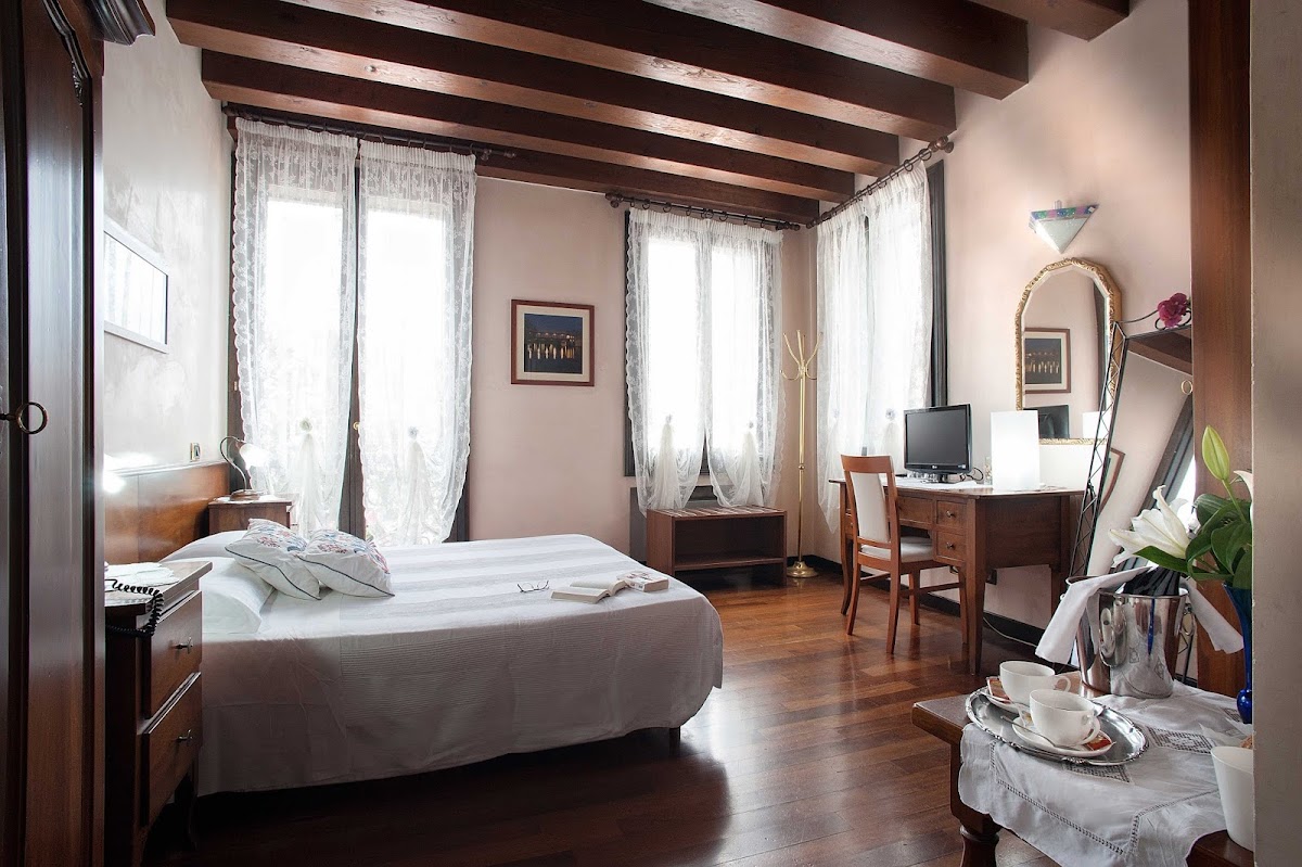 Hotel Al Castello — Alloggio a Bassano del Grappa, Vicenza