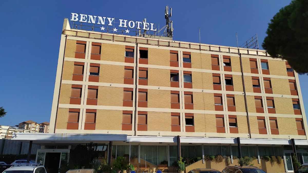 Benny Hotel — Alloggio a Catanzaro, Catanzaro