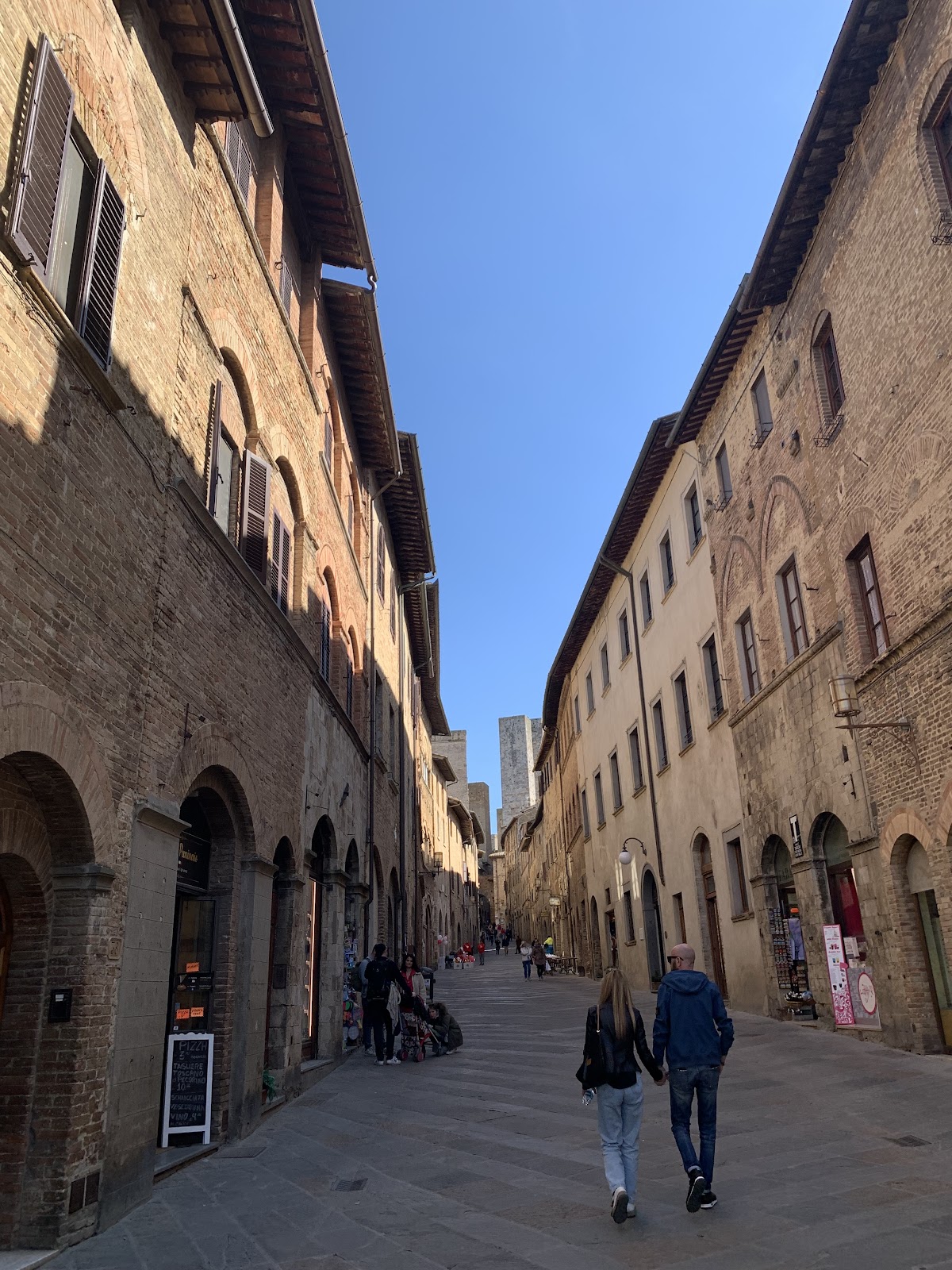 Le Undici Lune — Alloggio a San Gimignano, Siena