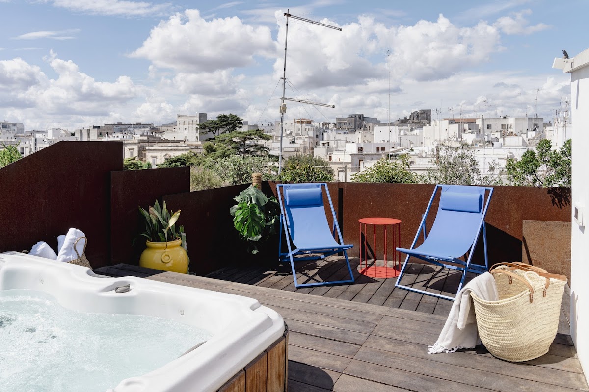 Palazzo Biancofiore | B&B Ostuni — Alloggio a Ostuni, Brindisi