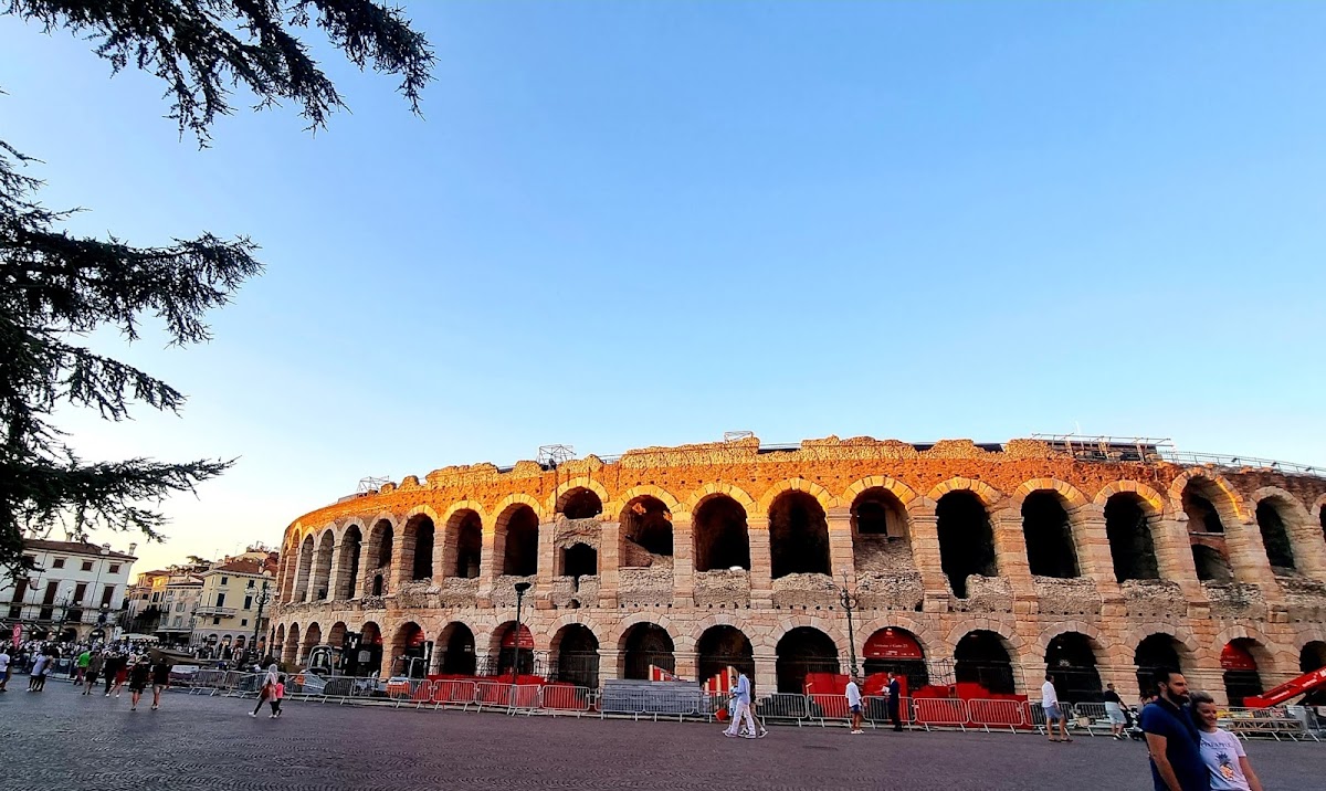 Rigoletto Rental Rooms — Alloggio a Verona, Verona