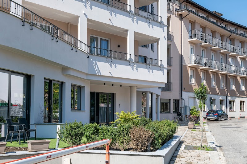 Hotel Boston Stresa — Alloggio a Stresa, VCO