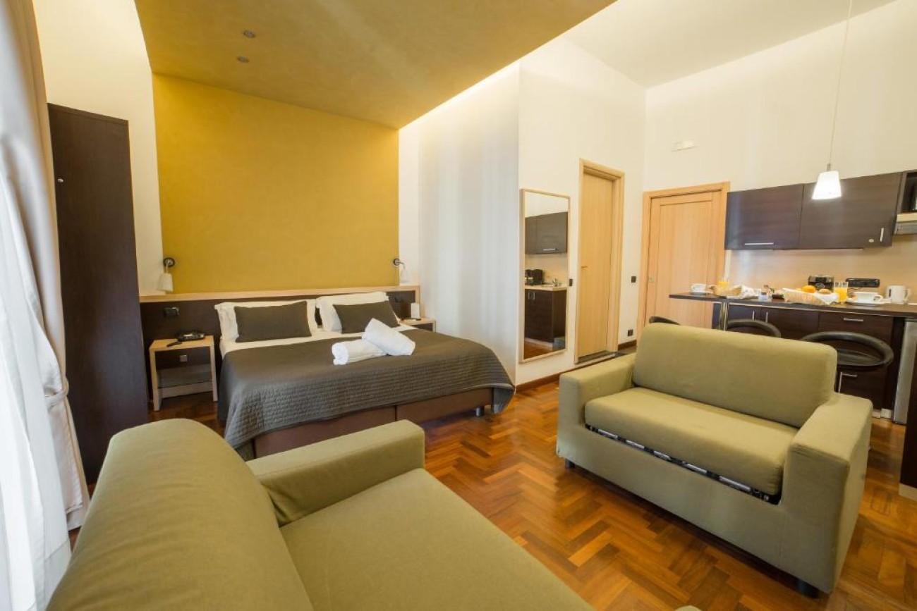 B&B Chiaia 32 — Punto di interesse a Napoli, Napoli