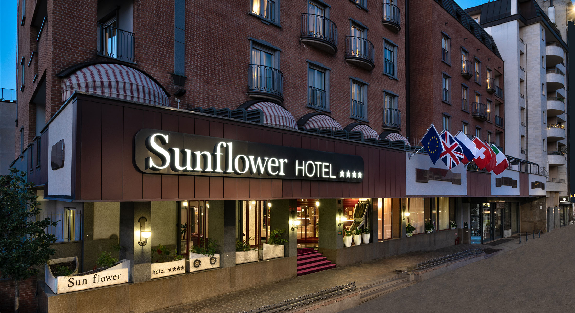 Hotel Sunflower — Punto di interesse a Milano, Milano