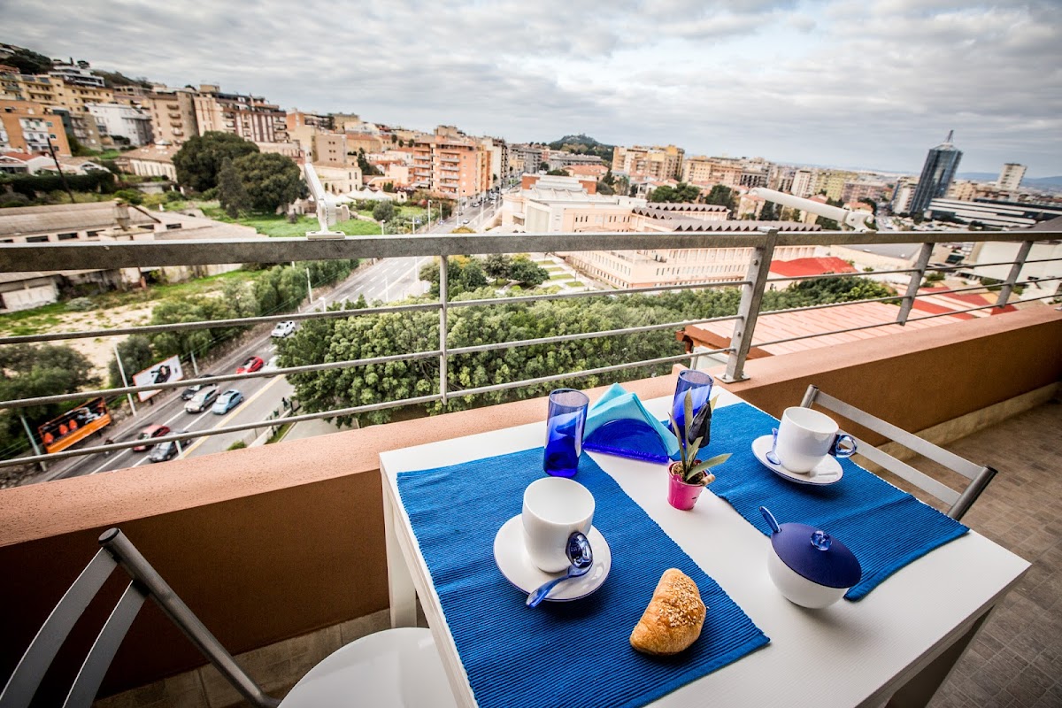 A View On Cagliari | Bed&Breakfast Centro Cagliari — Alloggio a Cagliari, Cagliari