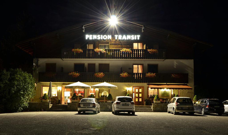 B&B Transit Rooms - Your Stopover, Free Parking — Alloggio a Bressanone, Bolzano