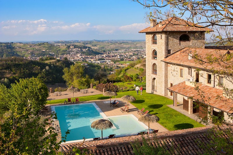 Hotel I TRE POGGI — Alloggio a Canelli, Asti