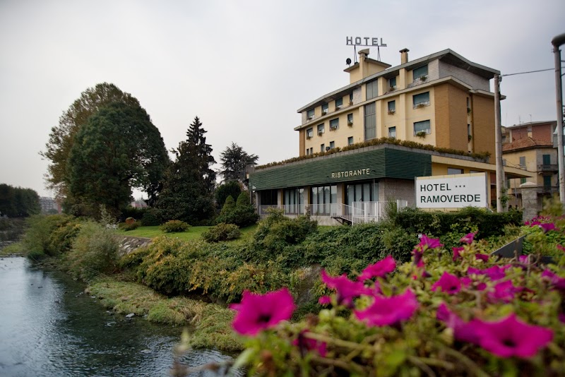Hotel Ramoverde — Alloggio a Borgomanero, Novara