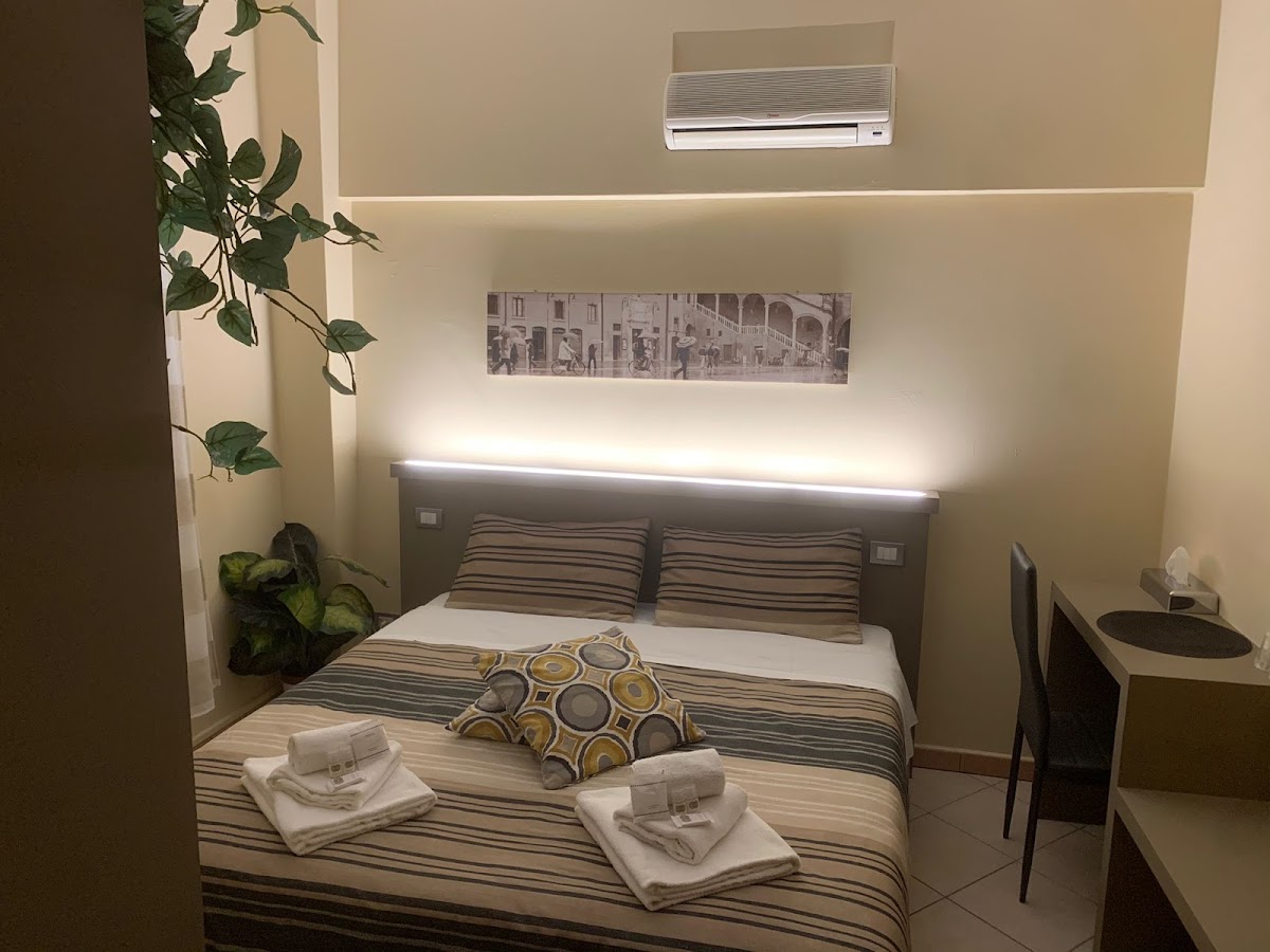 SMART HOTEL FERRARA — Alloggio a Ferrara, Ferrara