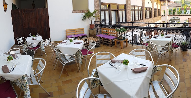 Leon d'Oro - Ristorante Dogliani Hotel Bar