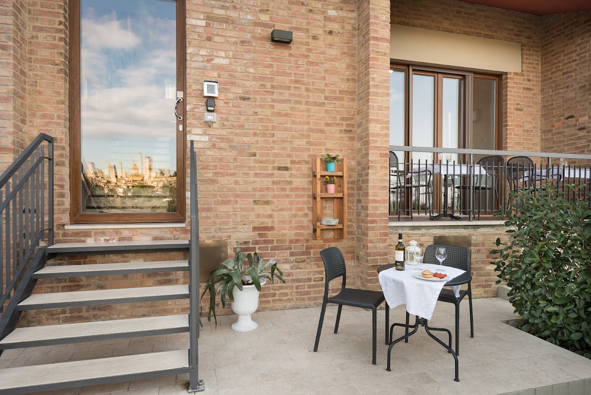 B&B La Cornice — Alloggio a San Gimignano, Siena