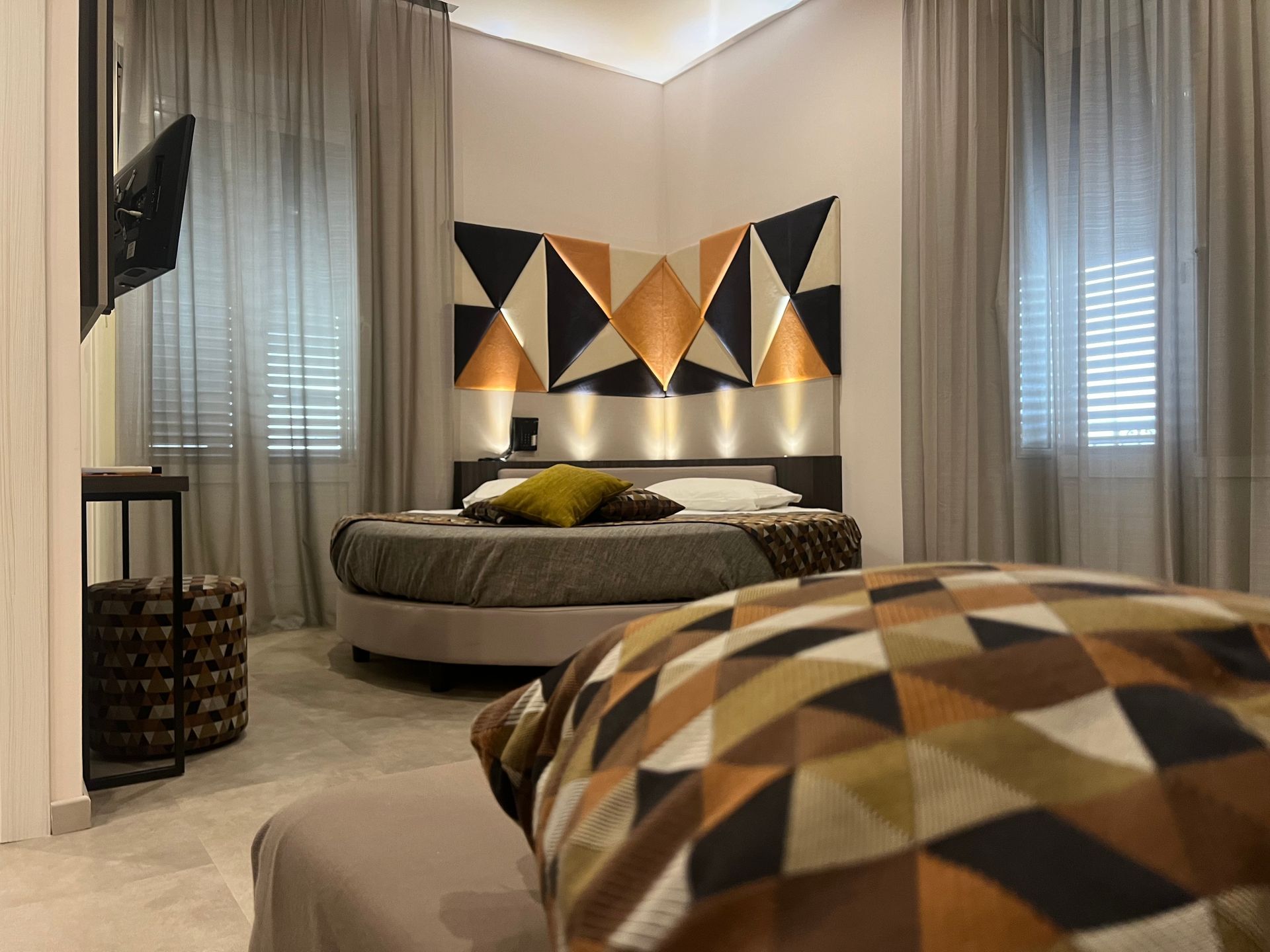 Hotel Tonic — Punto di interesse a Palermo, Palermo