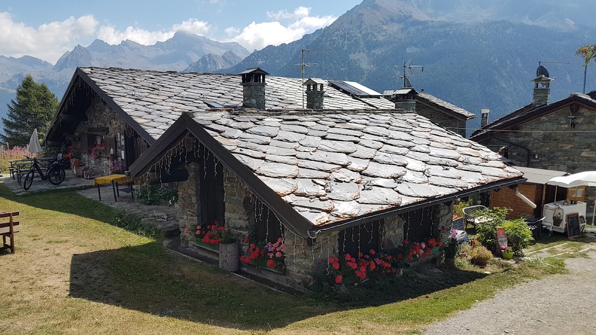Agriturismo Goil — Alloggio a Champoluc, Aosta