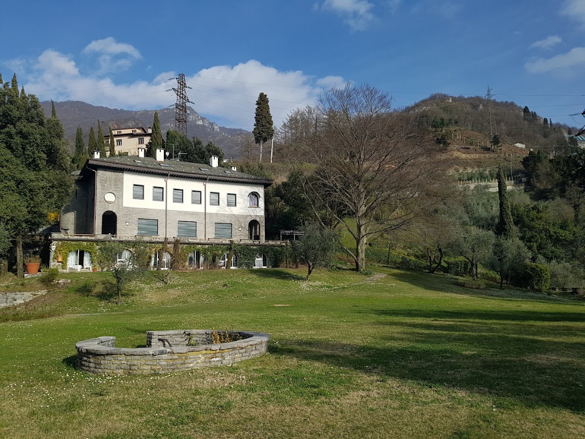 Agriturismo Castello di Vezio — Alloggio a Varenna, Lecco