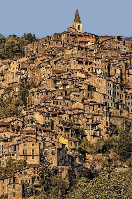 Da Giua' Bed and Breakfast — Alloggio a Dolceacqua, Imperia