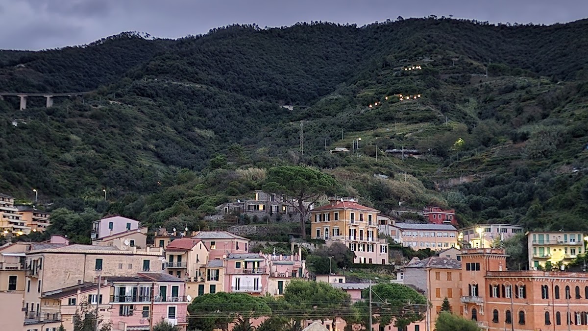 Hotel Palme — Alloggio a Monterosso al Mare, La Spezia