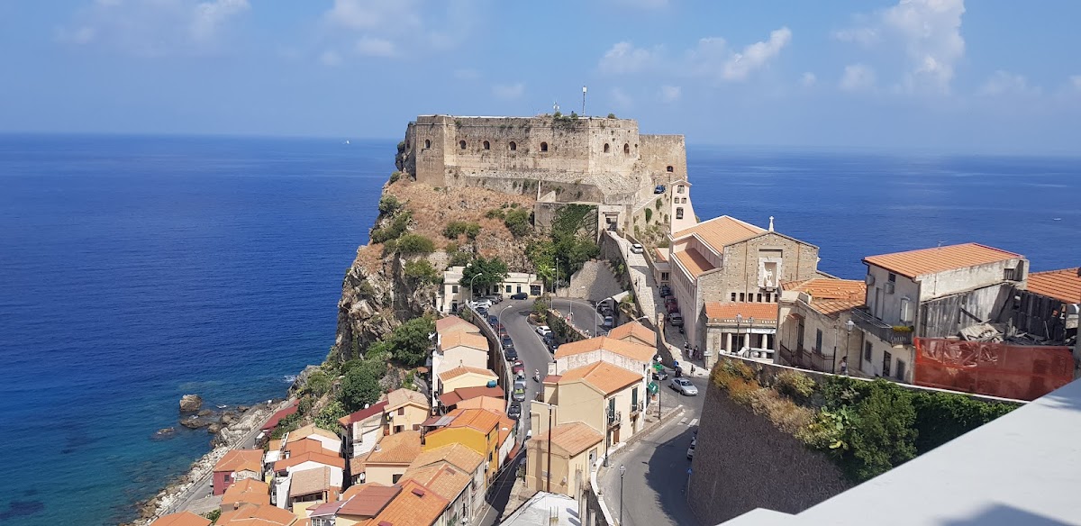 B&B Avinedda — Alloggio a Scilla, Reggio Calabria