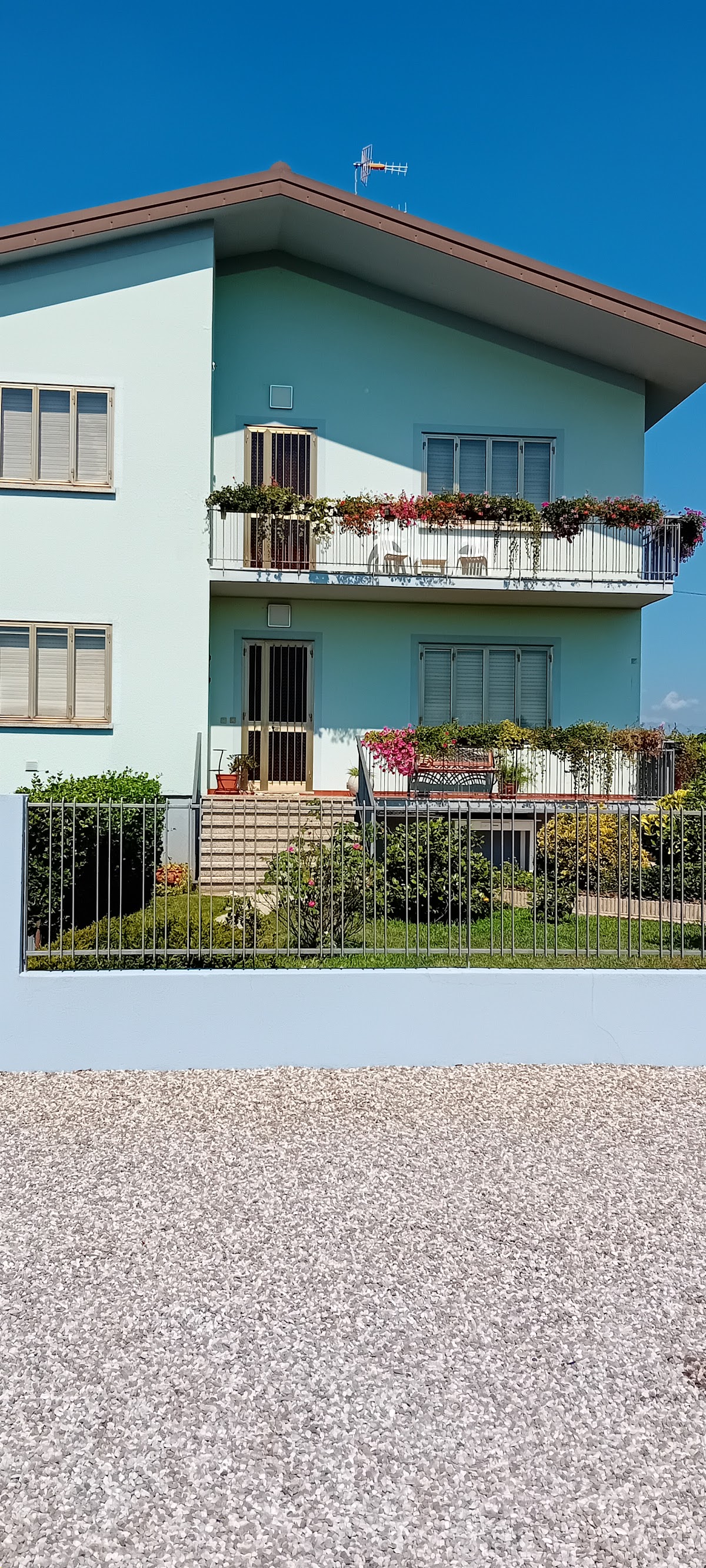 B&B/Affittacamere "LA CJASE DI PIERI E VILME"