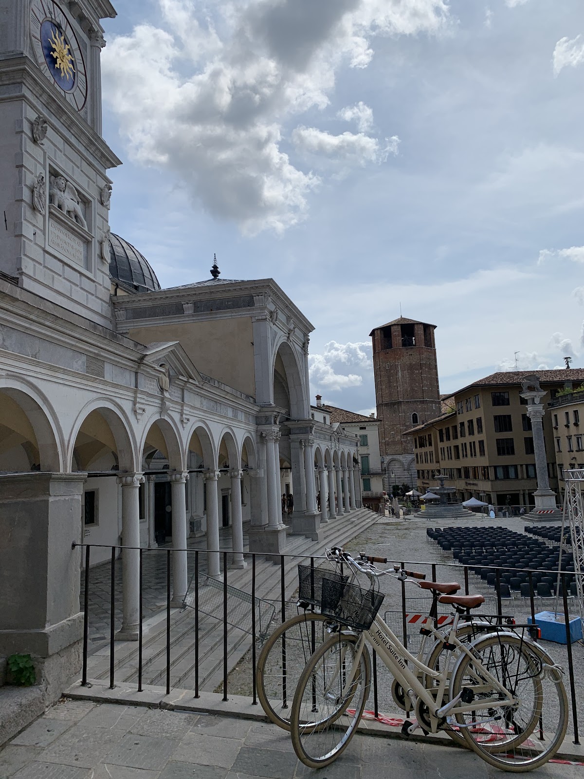 Hotel Suite Inn — Alloggio a Udine, Udine