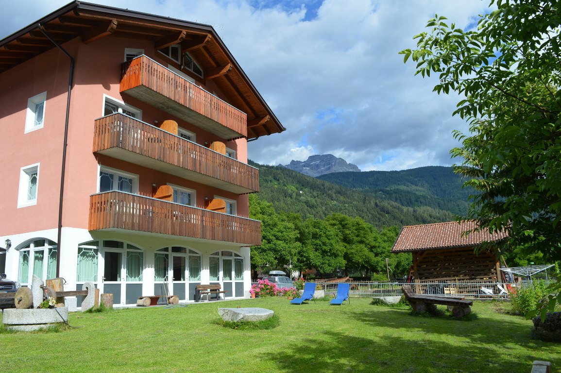 Garni Al Nardis b&b hotel — Alloggio a Madonna di Campiglio, Trento