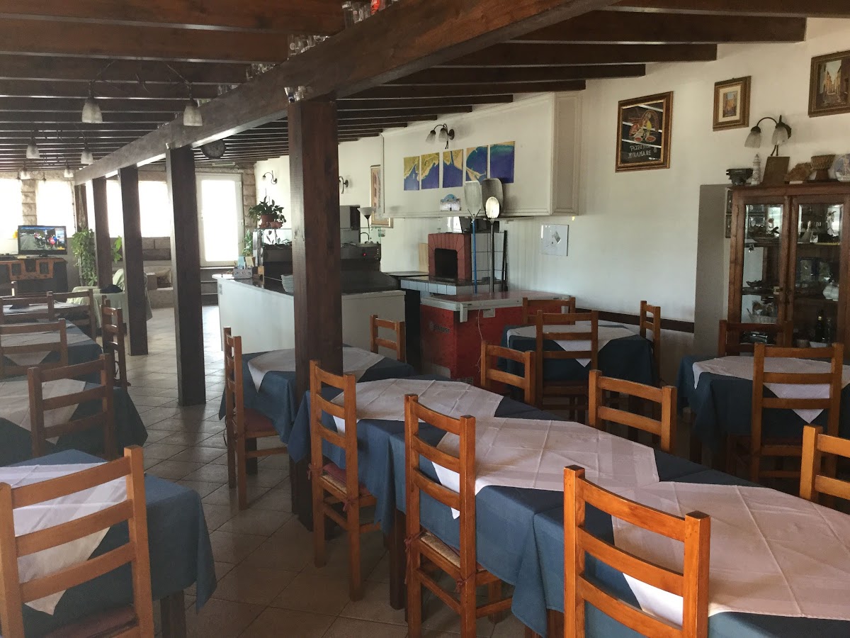 Albergo Ristorante Miramare Di Lotti Santina — Alloggio a Bosa, Oristano