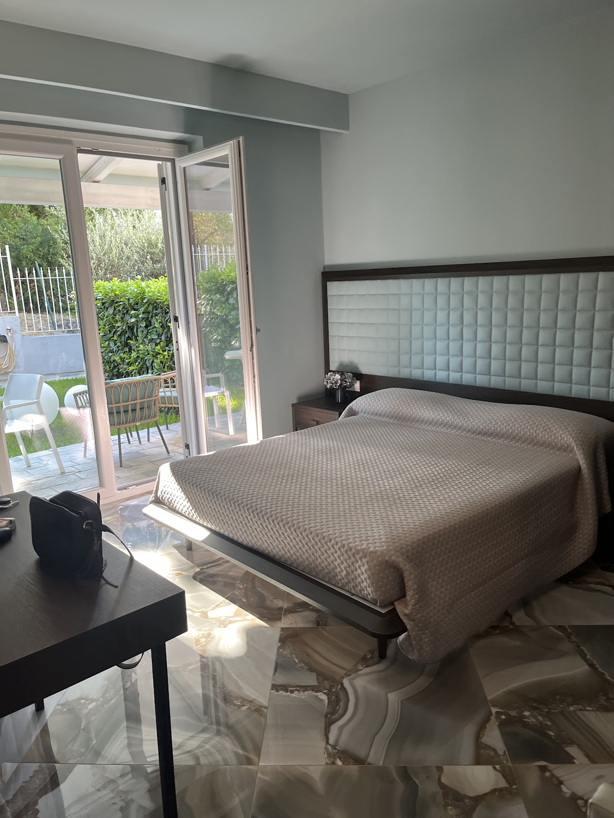 4Essences Boutique Rooms