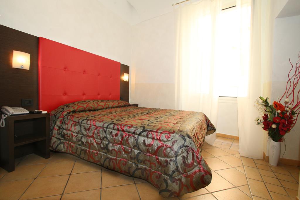 Sakura Inn Sanremo — Alloggio a Sanremo, Imperia