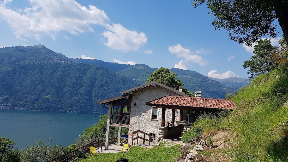Agriturismo Baita la Morena — Alloggio a Varenna, Lecco