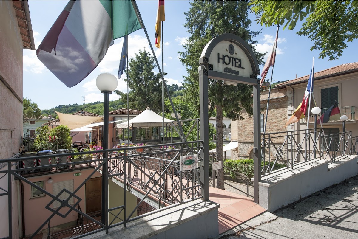 Hotel Athena Spoleto — Alloggio a Spoleto, Perugia