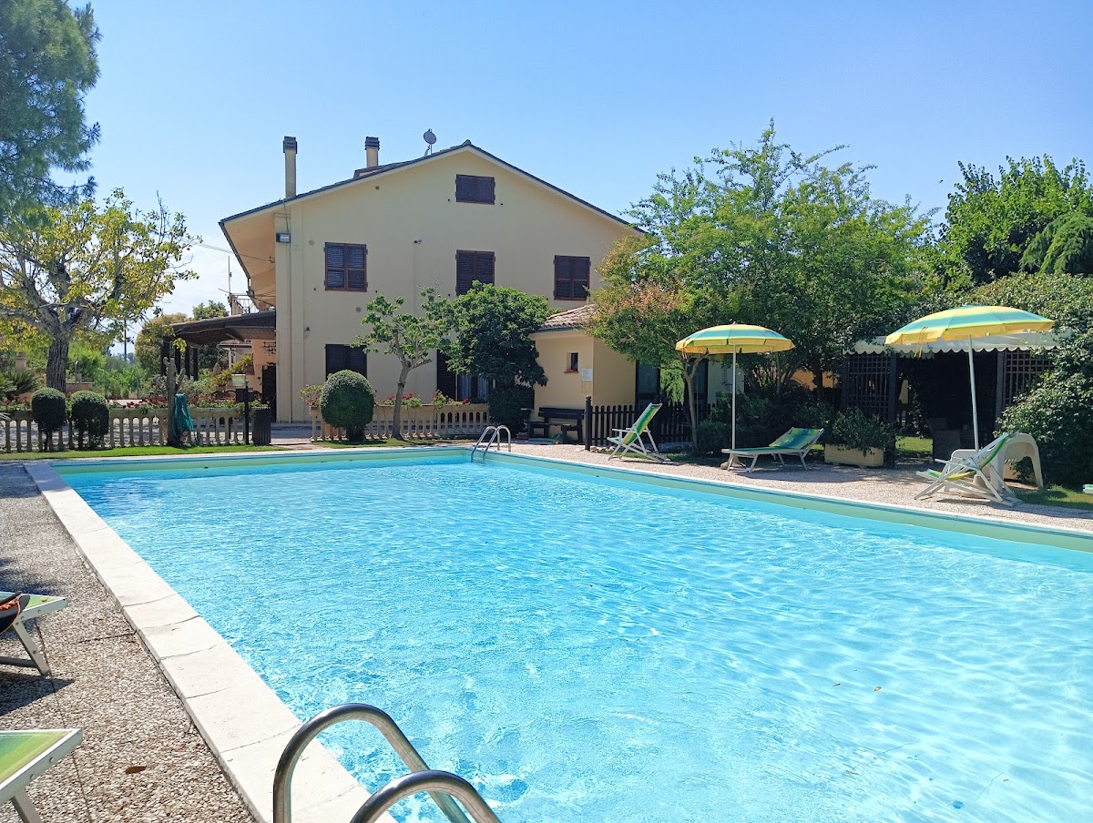 Agriturismo Il Casale — Alloggio a Macerata, Macerata