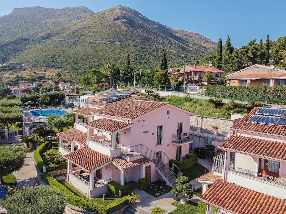 Hotel Borgo La Tana - Maratea — Alloggio a Maratea, Potenza