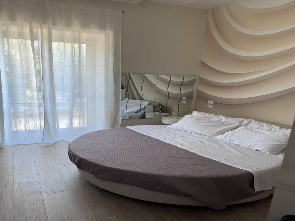 B&B Chapeau