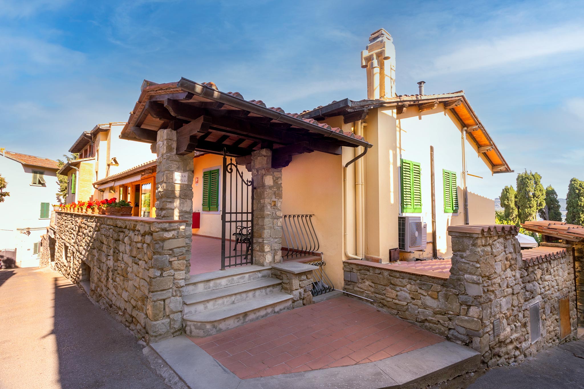 Villa Bonelli — Punto di interesse a Firenze, Firenze