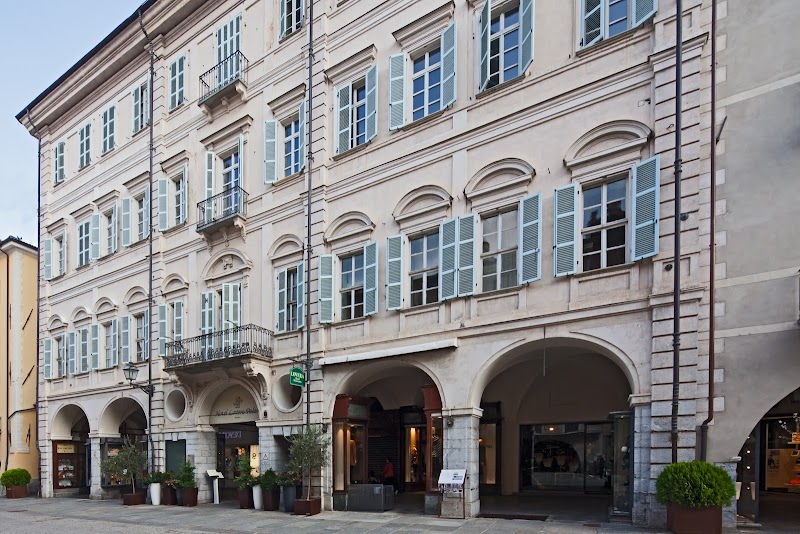 Hotel Palazzo Lovera — Alloggio a Cuneo, Cuneo