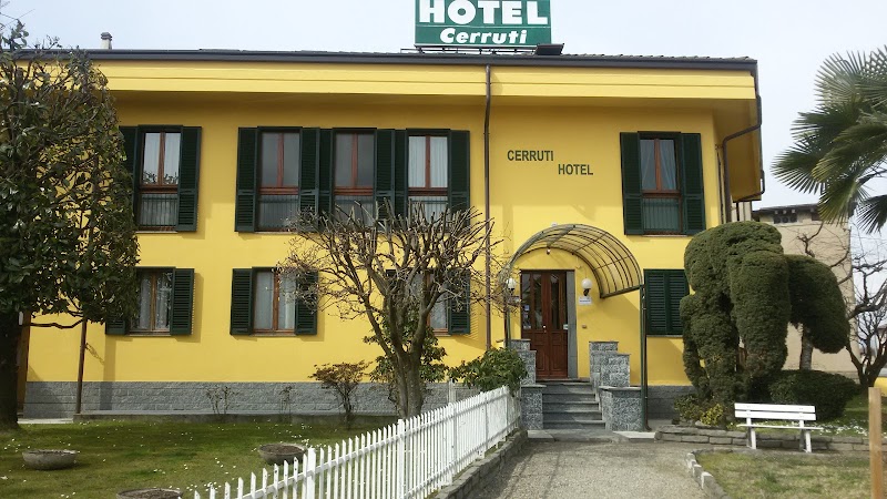Cerruti Hotel — Alloggio a Vercelli, Vercelli