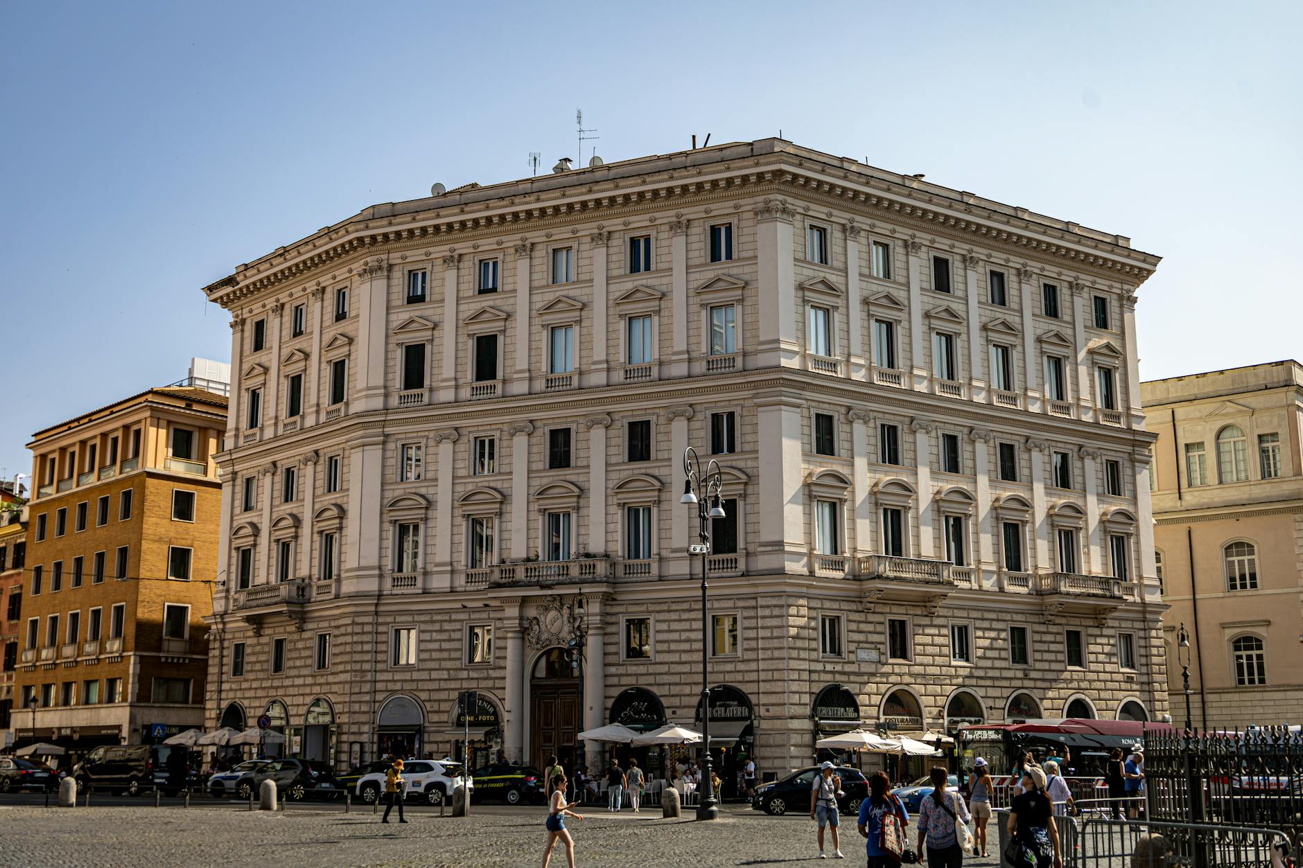 UNAHOTELS Decò — Alloggio a Roma, Roma