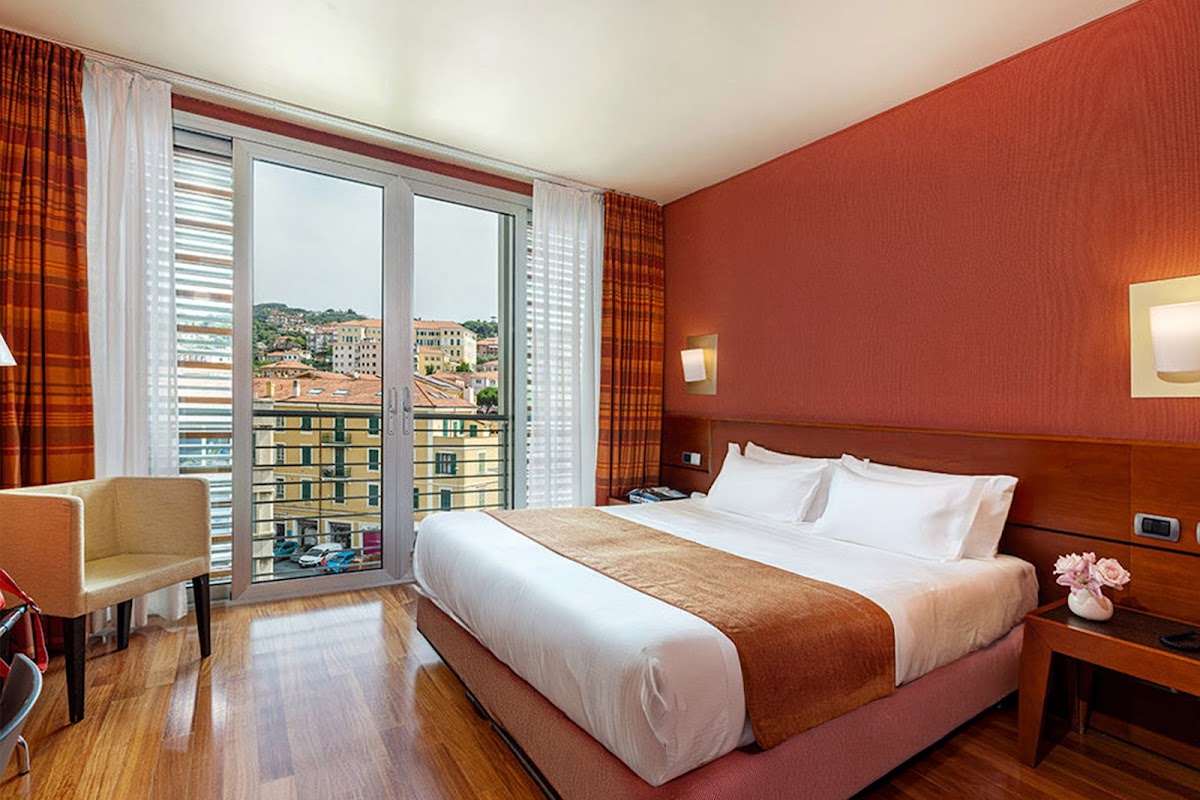 B&B HOTEL Imperia Rossini al Teatro — Alloggio a Imperia, Imperia