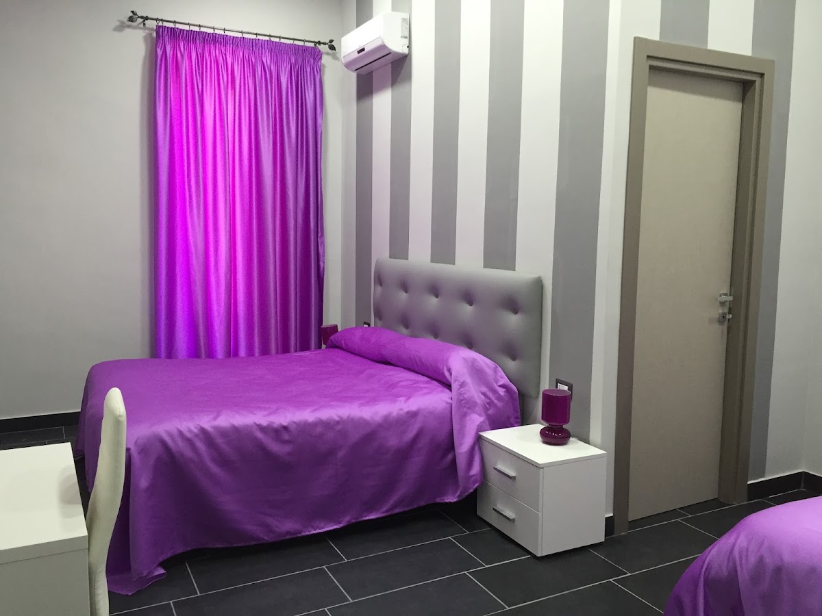 B&B Napoli Binario 1 — Alloggio a Napoli, Napoli