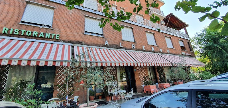 Albergo E Ristorante Delle Rose Di Mancuso Mario Xa7 C.