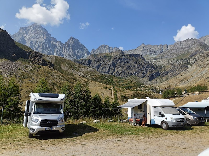 AREA SOSTA CAMPER - PIAN DELLA REGINA — Alloggio a Crissolo, Cuneo
