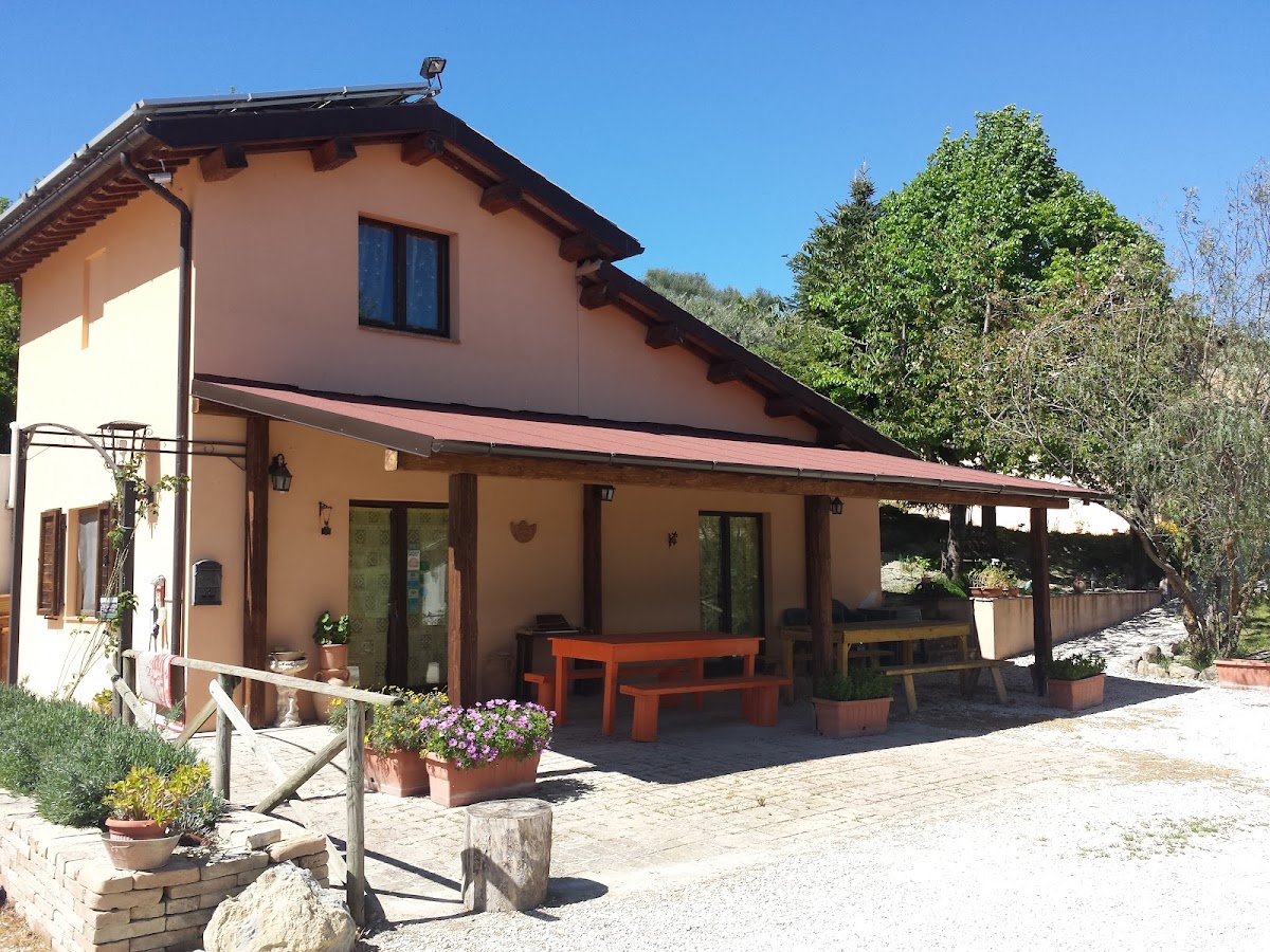 Fattoria Le Origini BIO Agriturismo — Alloggio a Macerata, Macerata