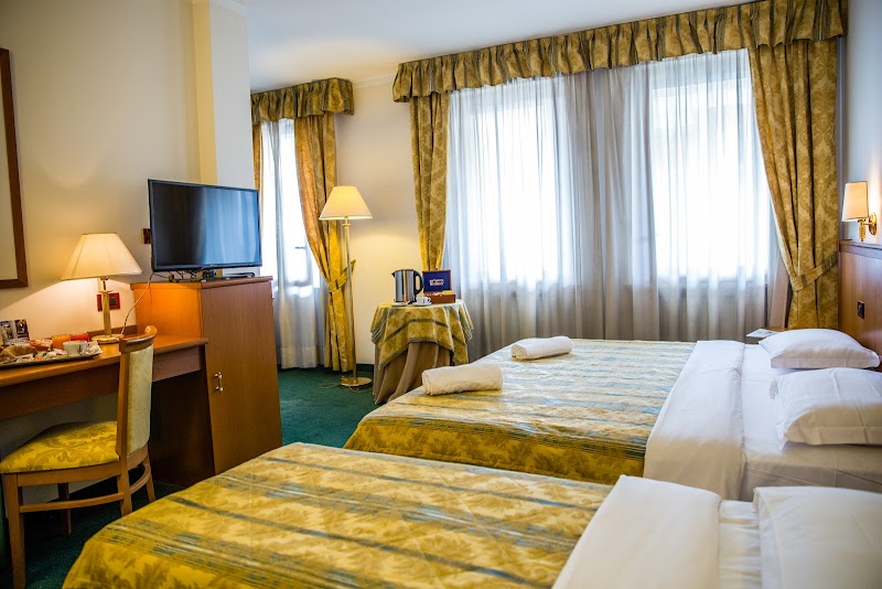Hotel Galant — Alloggio a Venaria Reale, Torino